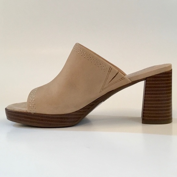 Clarks ‘Ambyrlyn Park’ Beige Nubuck Slip on Shoe - Picture 3 of 11